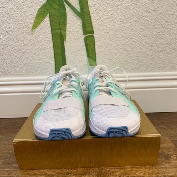 💕👟NEW NIKE Women’s Shoes Size; 9 - Picture 4 of 10